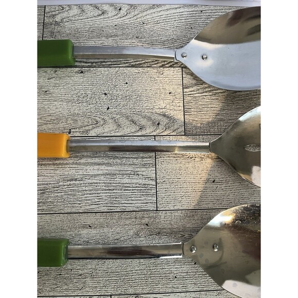 Vintage Kitchen Utensil Androck Spoon Ladle Green Orange Plastic Handles - Picture 4 of 7